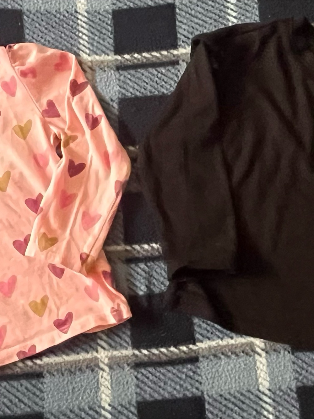 2pcs Garanimals girls long sleeve Shirts Size 18M.